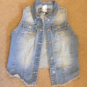 Maurice’s denim vest